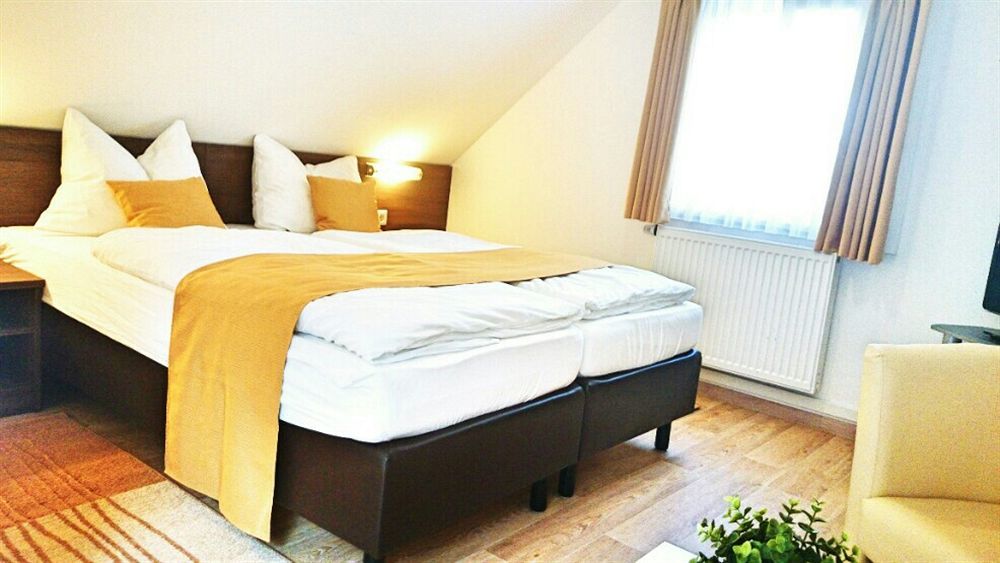 Hotel Garni Goldene Traube Bad Windsheim Kültér fotó